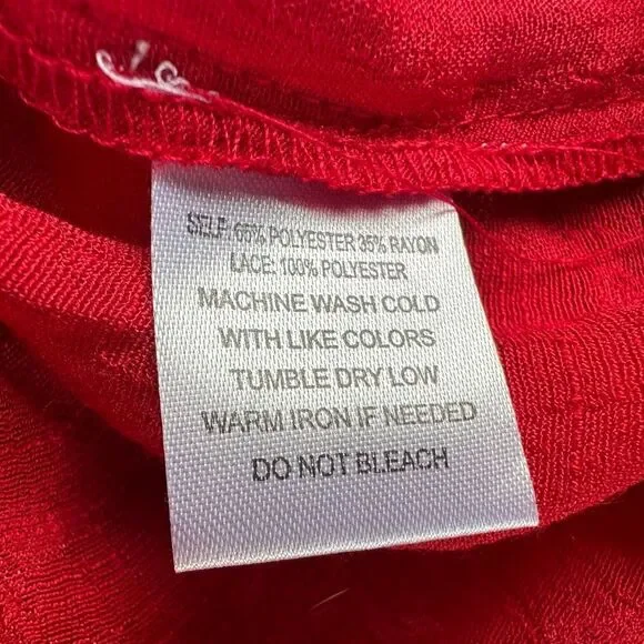🎉5 for $45🎉 Indigo rose red top blouse shirt size M lace - Picture 9 of 9